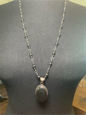 Classic Hematite Pendant Necklace - Elegant Women's Jewelry